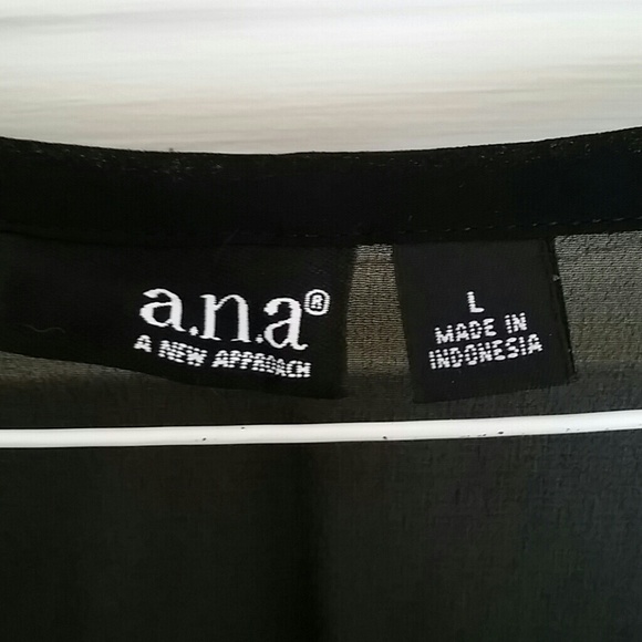 Black camaflouge sheer blouse - Picture 2 of 4